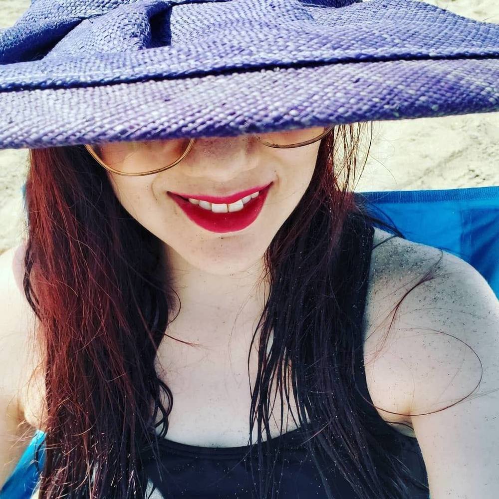 Meet your Posher, Ana